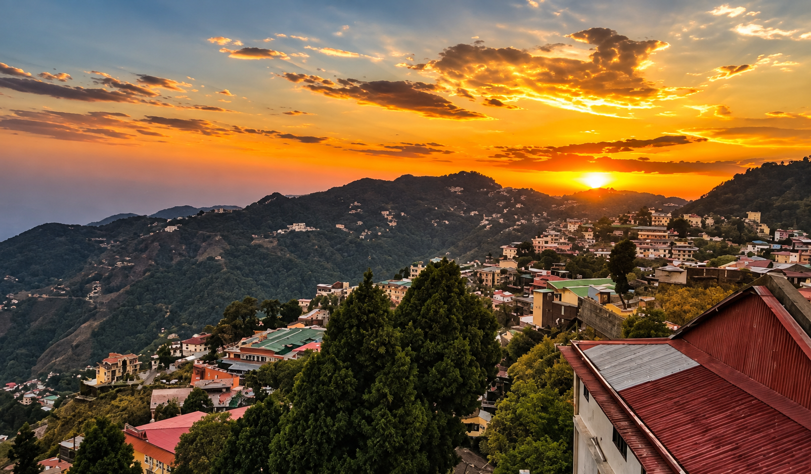 When Choosing Your Stay During a Mussoorie Trip